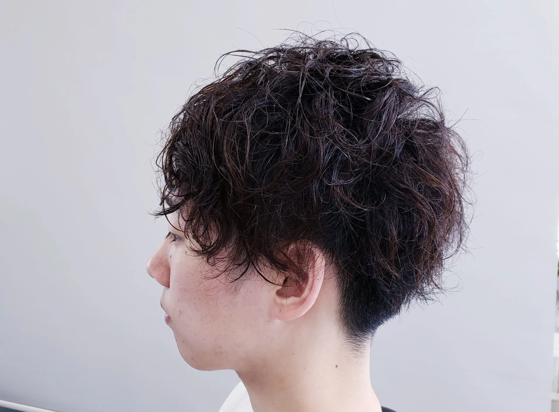 クセ毛を活かしたスタイル